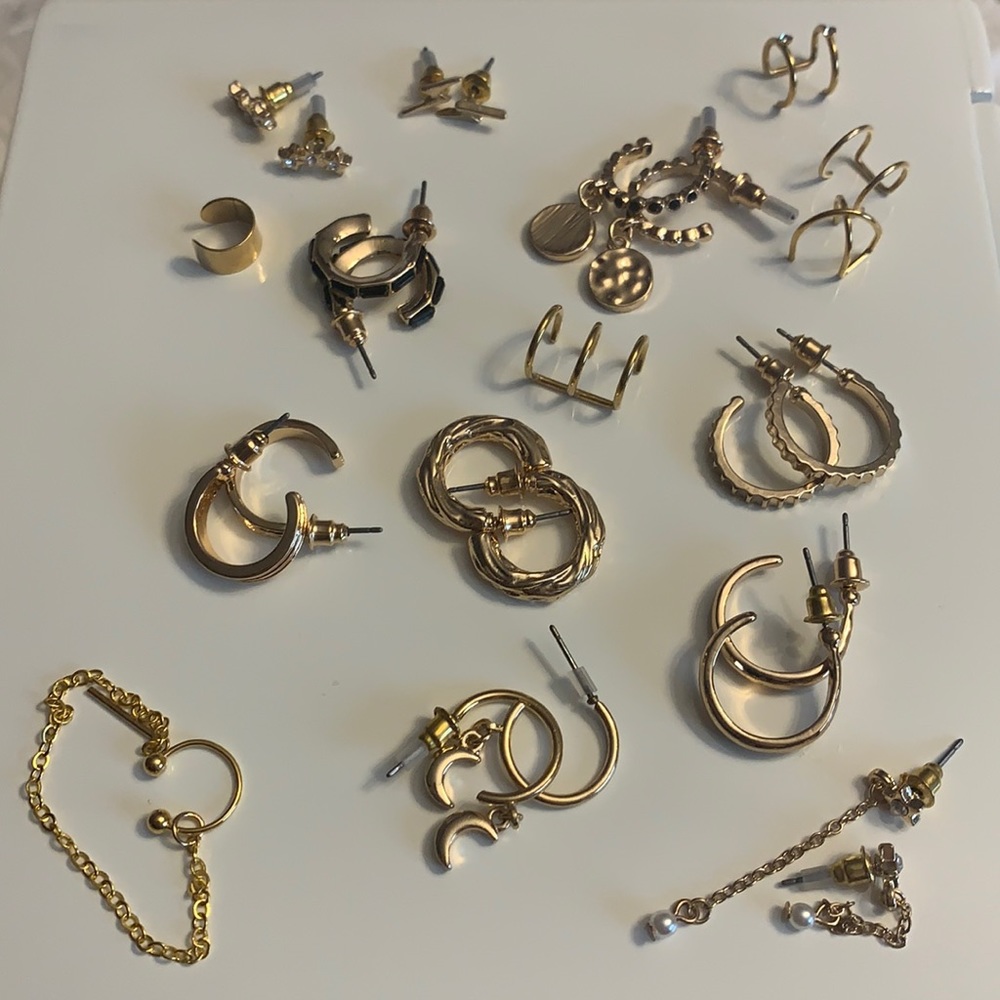 Set of Earrings